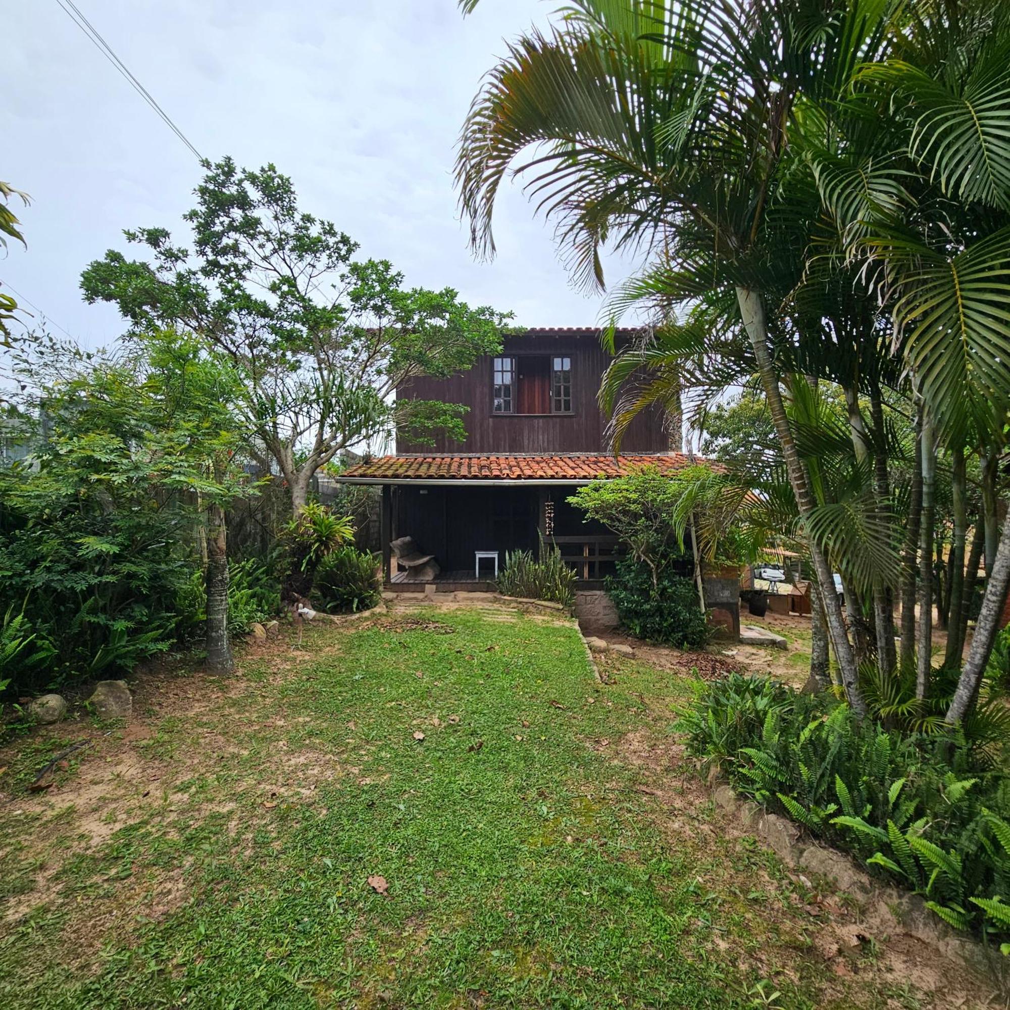 Inn Meia Lua Praia do Rosa